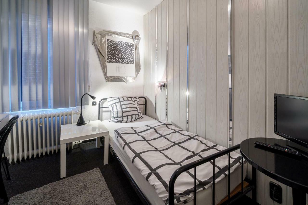 Hotel Tusculum Marburg ภายนอก รูปภาพ